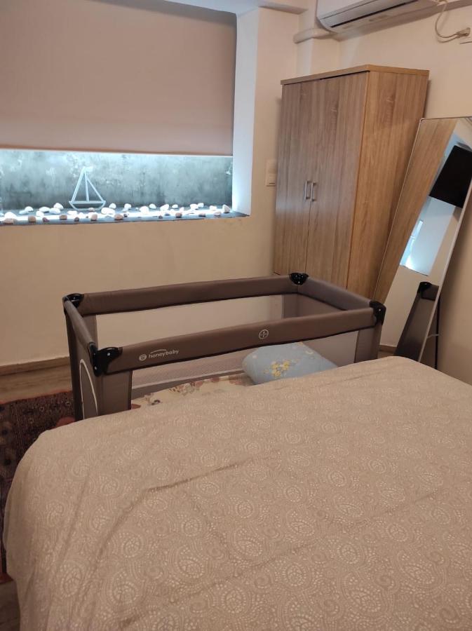 Stylish, Comfortable, Basement Loft-Like Apartment With Amenities Athén Kültér fotó